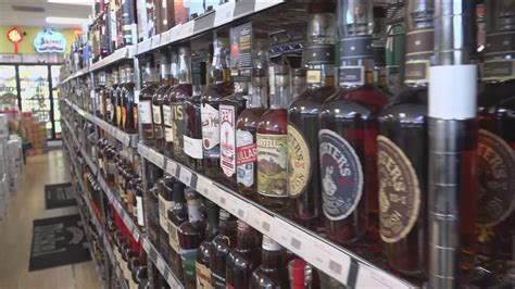 Are Texas Liquor Stores Open on Sunday, and What Does It Tell Us About Weekend Alcohol Consumption Patterns?