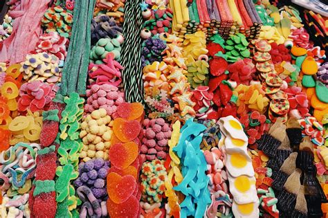 does candy count as food? Is there a distinction between candy and sweets?